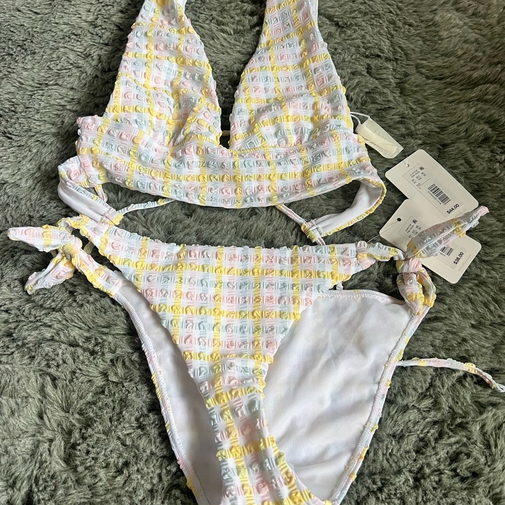 GB Gianni Bini Pink Crush seersucker Gingham bikini Small NWT - Picture 5 of 8